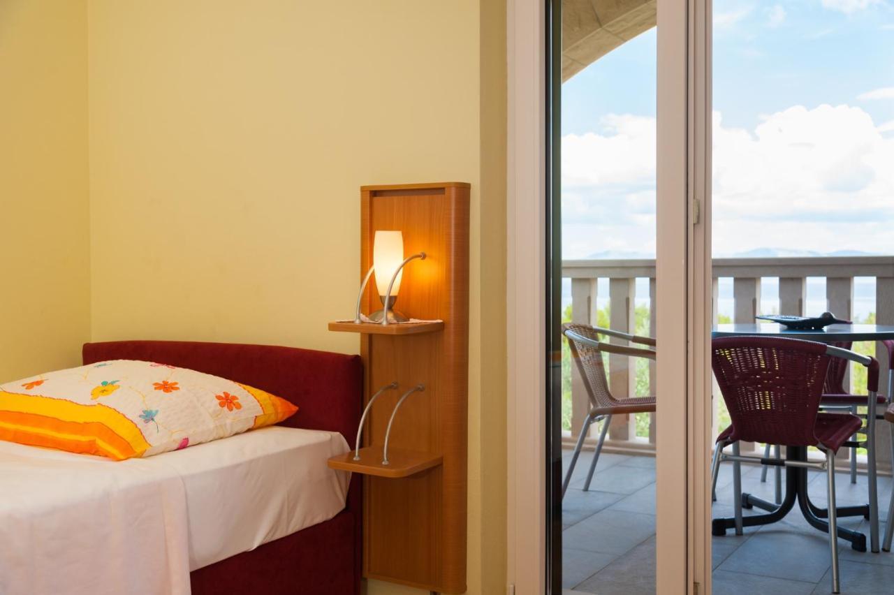 Apartments By The Sea Postira, Brac - 15242 Exterior foto