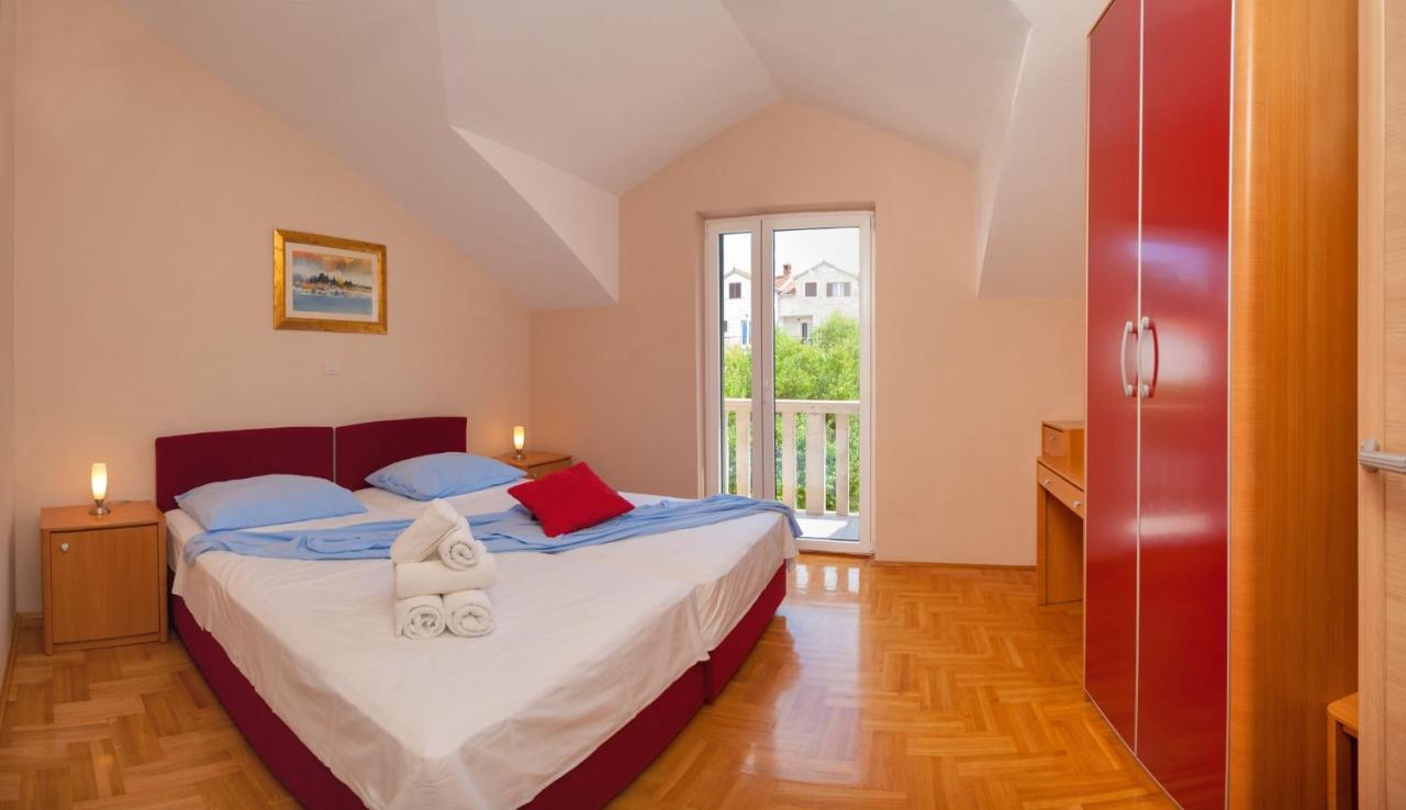 Apartments By The Sea Postira, Brac - 15242 Exterior foto